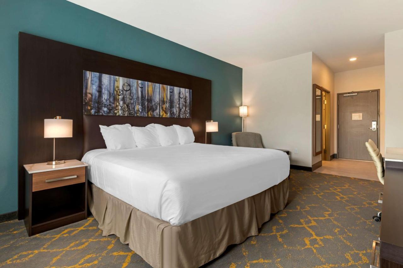 Best Western Plus Isanti Екстер'єр фото