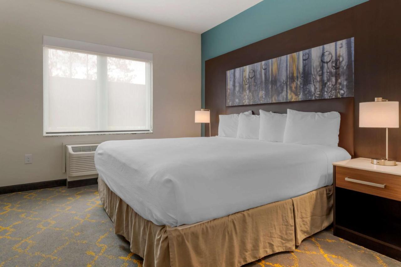 Best Western Plus Isanti Екстер'єр фото