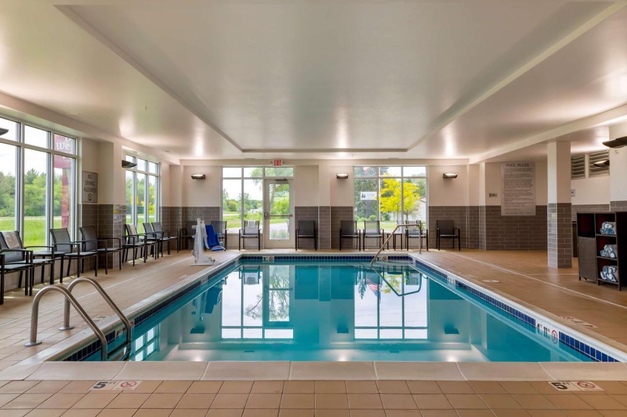 Best Western Plus Isanti Екстер'єр фото
