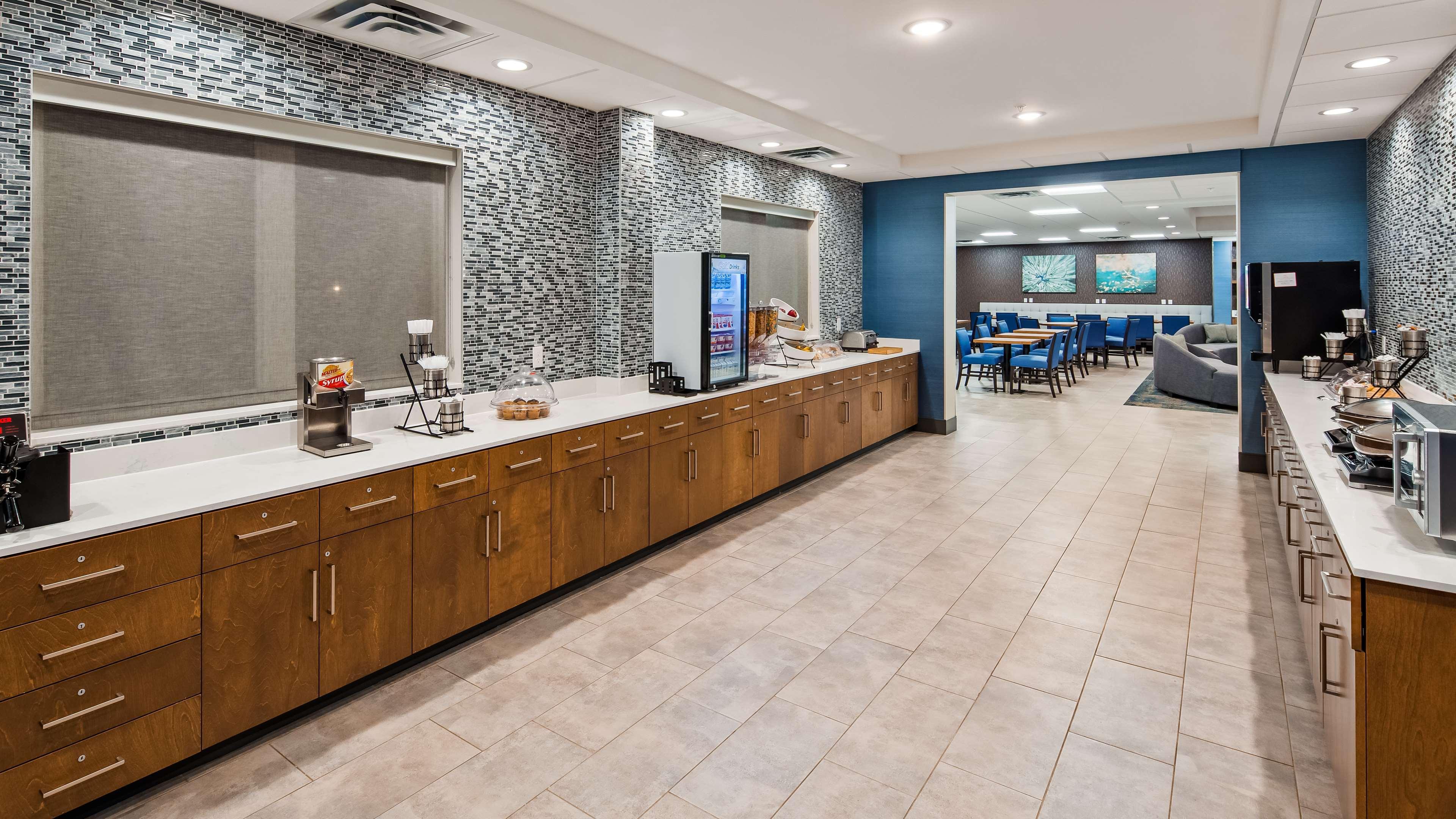 Best Western Plus Isanti Екстер'єр фото