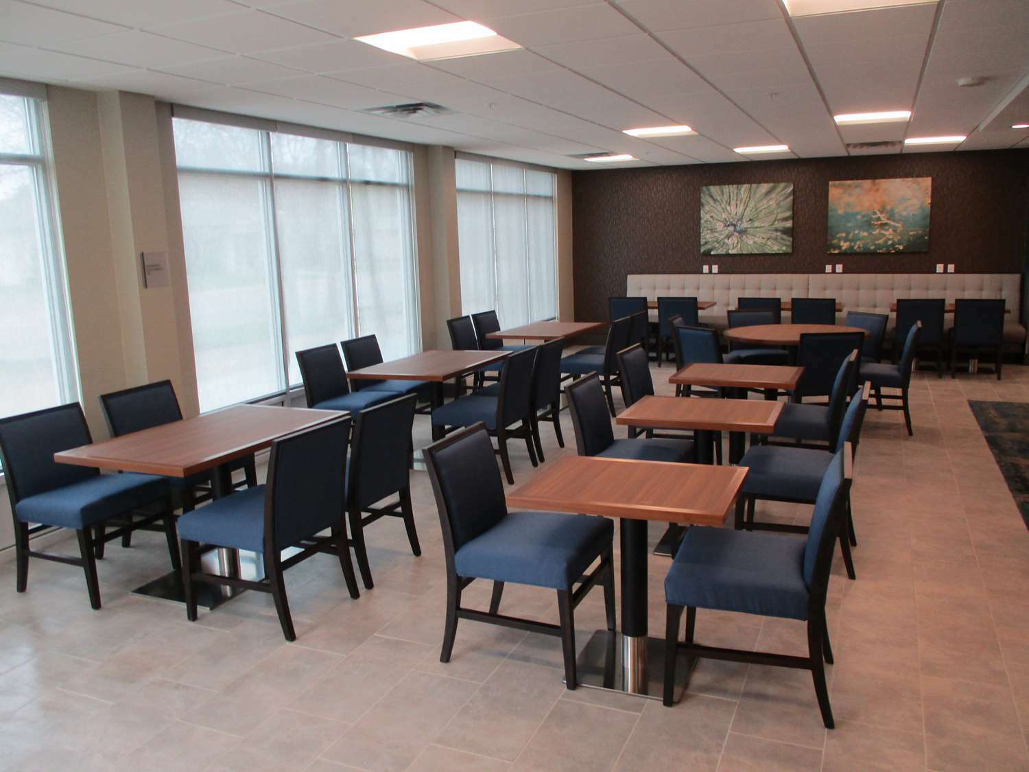 Best Western Plus Isanti Екстер'єр фото