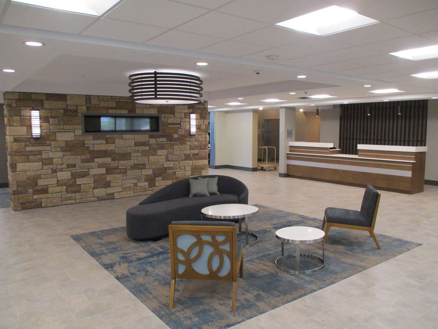 Best Western Plus Isanti Екстер'єр фото